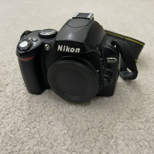 Nikon D40 6.1MP Digital SLR Camera - Black