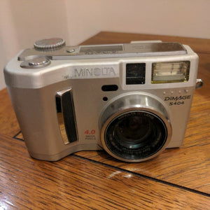 Minolta DiMAGE S404 4.0 MP Digital Camera