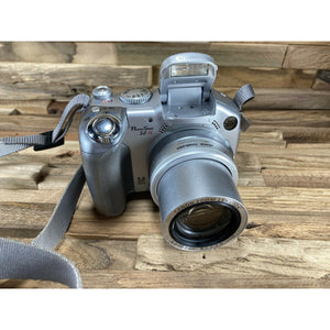 Canon PowerShot S2 IS 5.0MP 12x Digital Camera Silver w/ Vlog Flip-Viewer