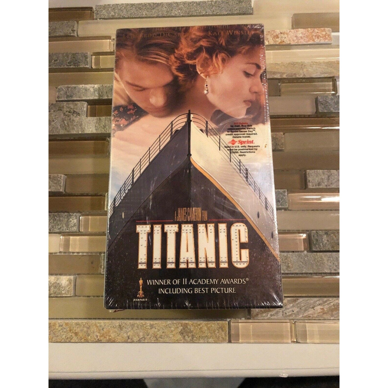 Titanic VHS Video THX Mastered Box Set 1997 Academy Award Winner Factory Sealed