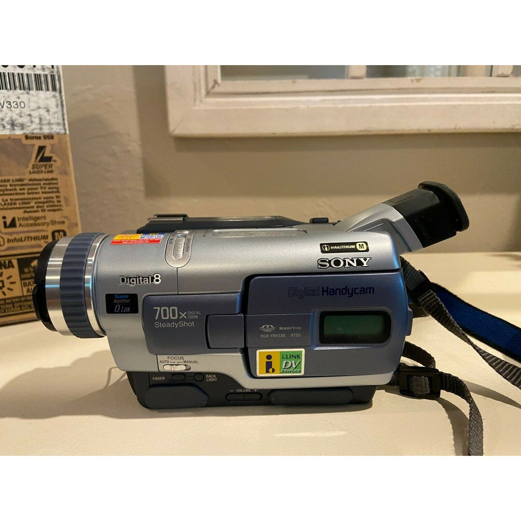 Sony Handycam DCR-TRV330 Digital-8 Video Hi8 Camcorder