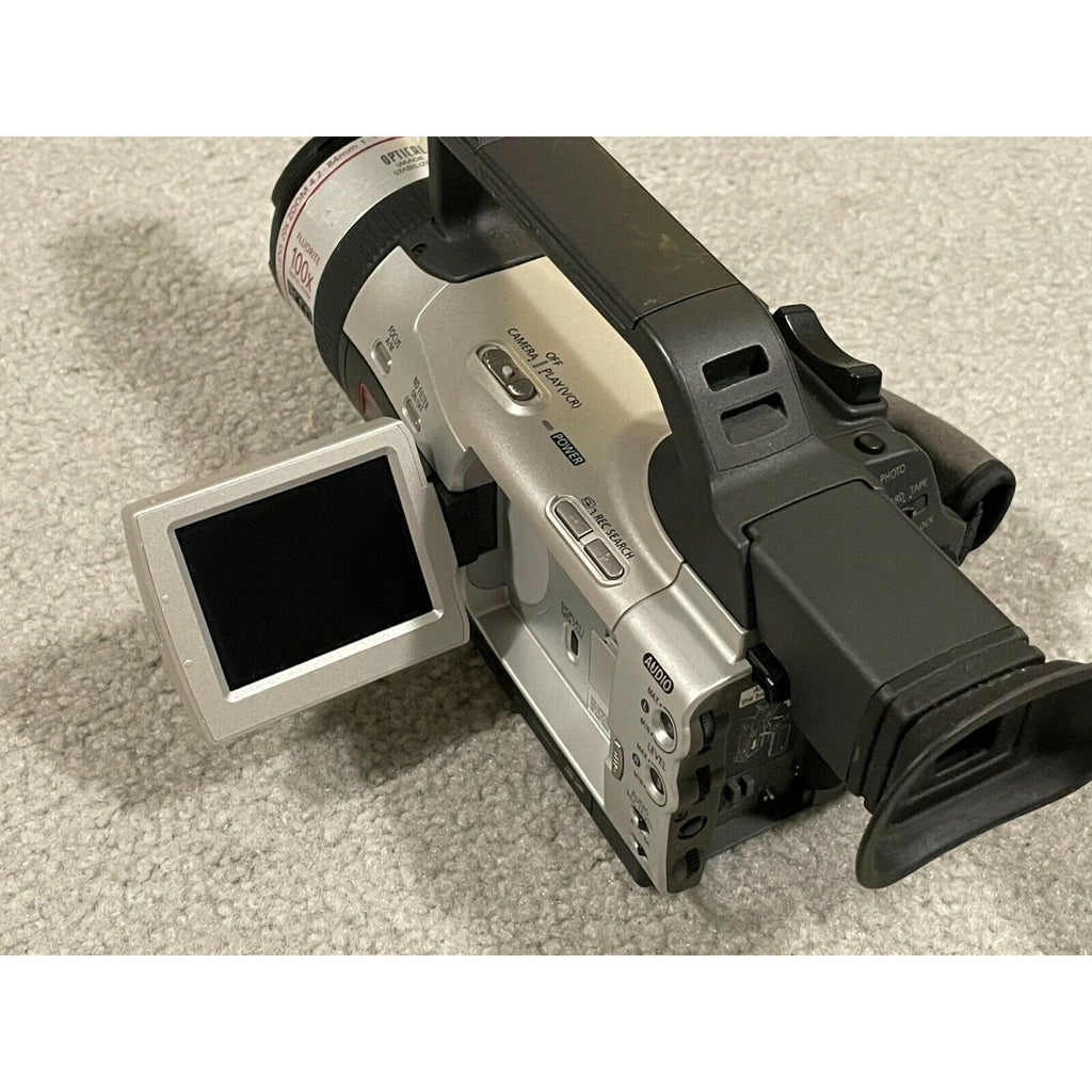 Canon GL2 NTSC MiniDV 3CCD Digital Video Camcorder