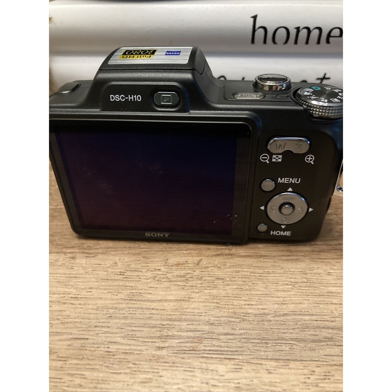 Sony Cyber-shot DSC-H10 8.1 MP Digital Camera - Black