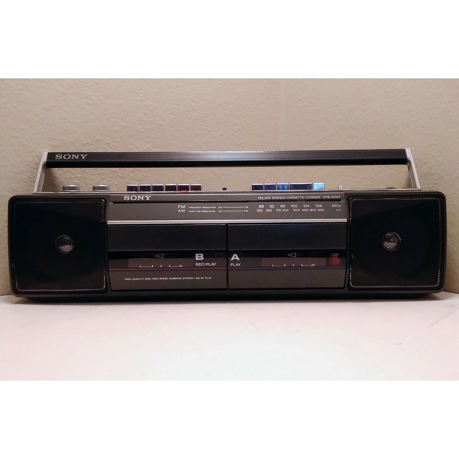 SONY CFS-W301 Boombox Radio Cassette Recorder