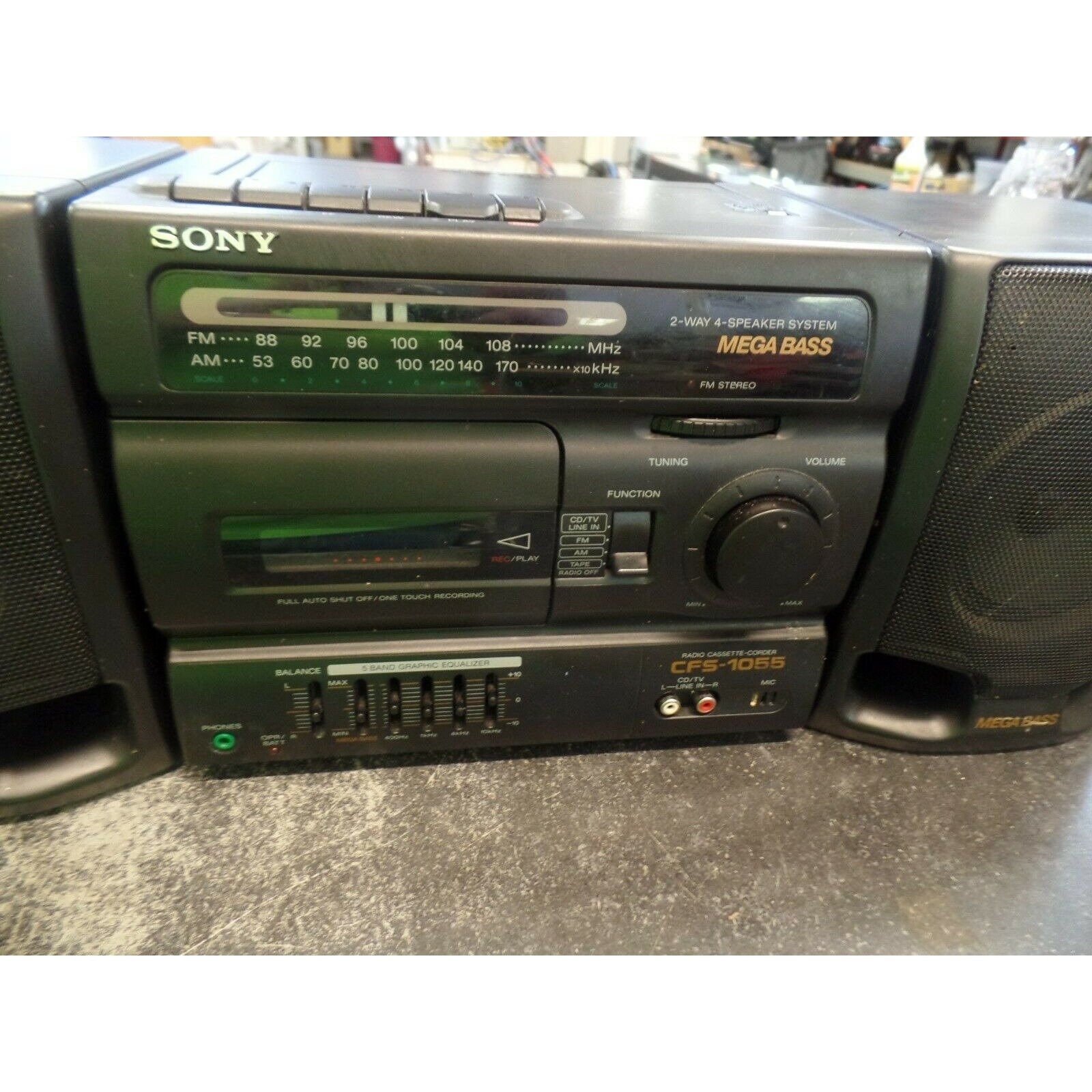 Sony CFS-1055 AM/FM Cassette Player Boombox 5-Band Equalizer Mega Bass