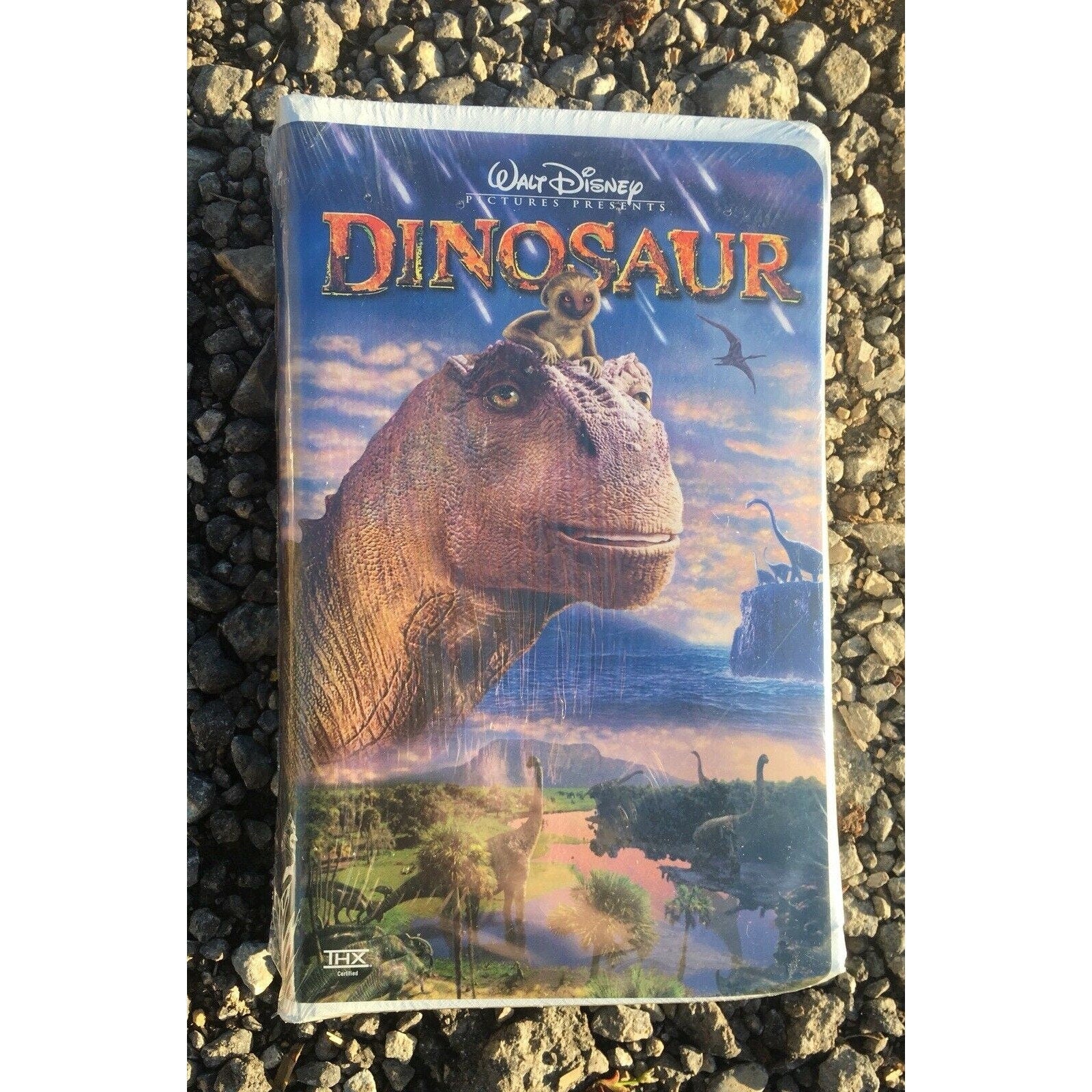 Dinosaur (VHS, 2001) clamshell New Sealed