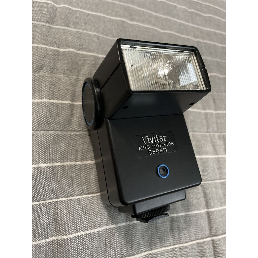 Vivitar 550FD Auto Thyristor Shoe Mount Flash Black Works Great Camera Flash