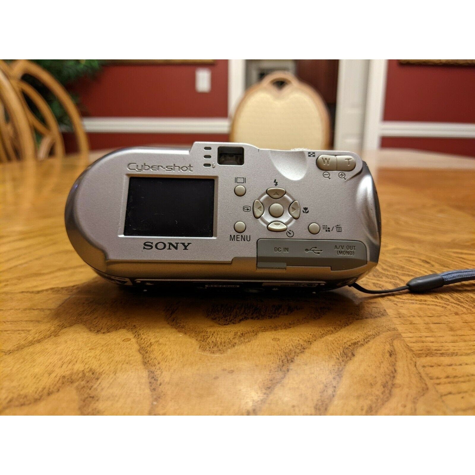 Sony Cybershot DSC-P93A 5MP Digital Camera with 3x Optical Zoom