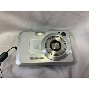Casio Exlim EX Z750 7.2 Megapixel Digital Camera