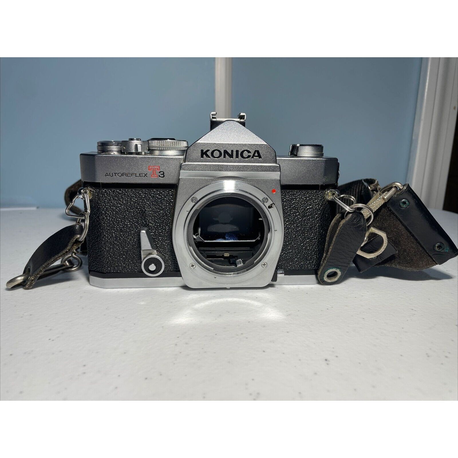 Konica Autoreflex T3 35 film camera