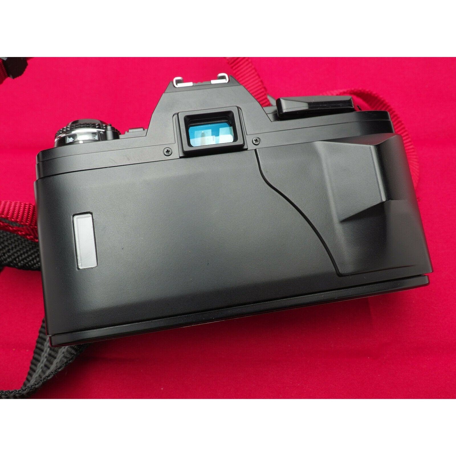 Minolta X-370 S 35mm Film SLR Camera - Black