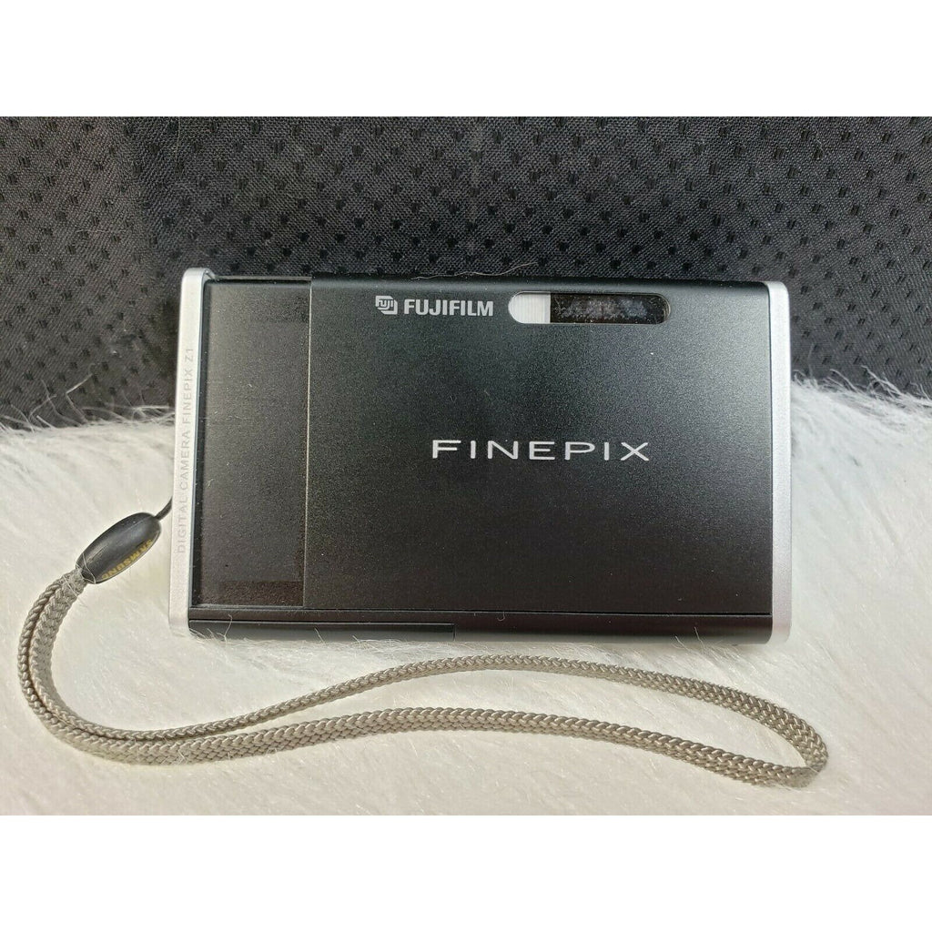 Fujifilm FinePix Z1 5.1MP Digital Camera