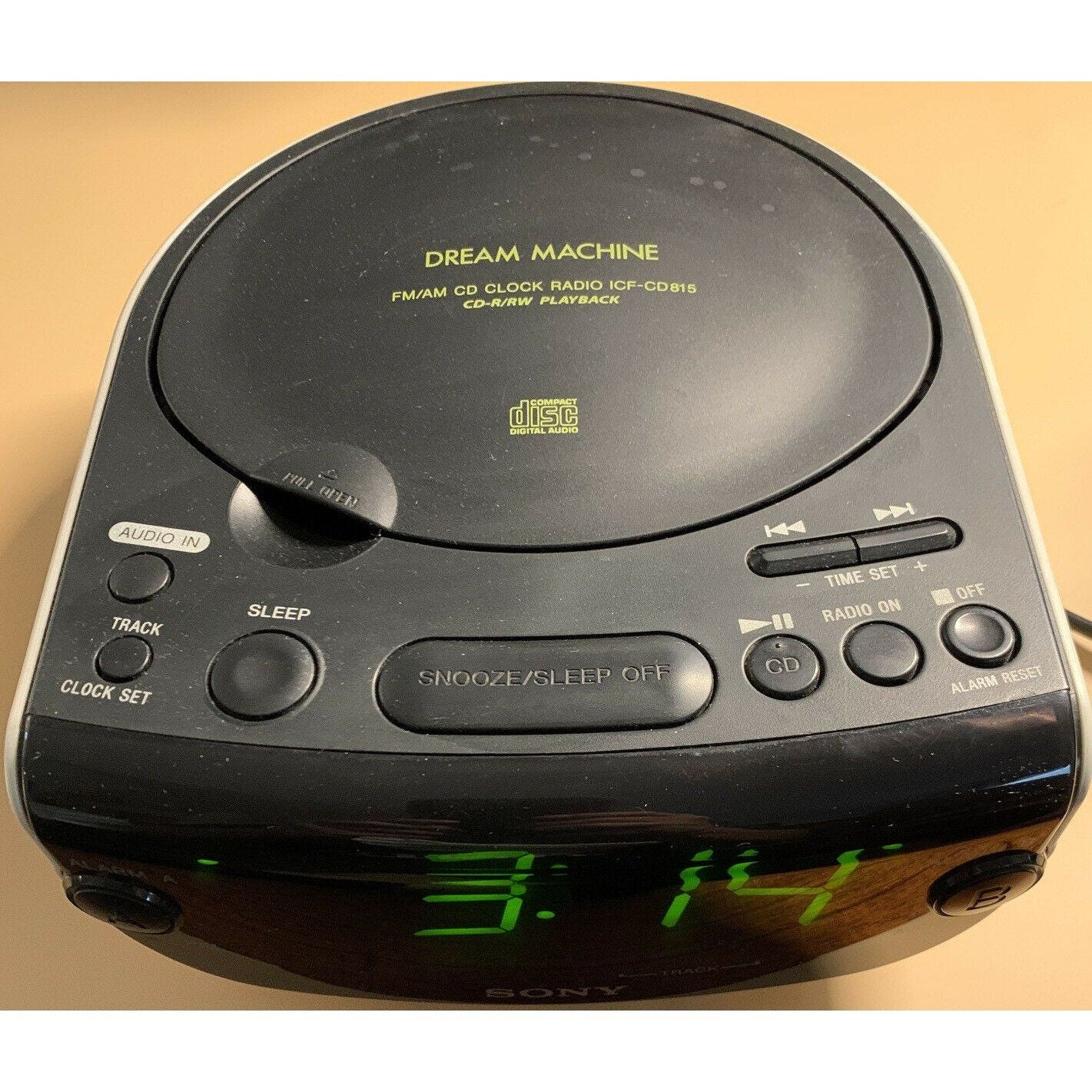 Sony DreamMachine AM/FM Alarm Clock Radio ICF-CD815