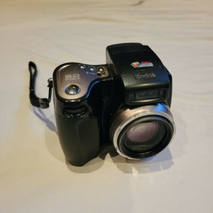 Kodak EasyShare DX7590 Camera