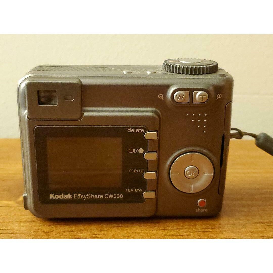 Kodak EasyShare CW330 4.0MP Digital Camera