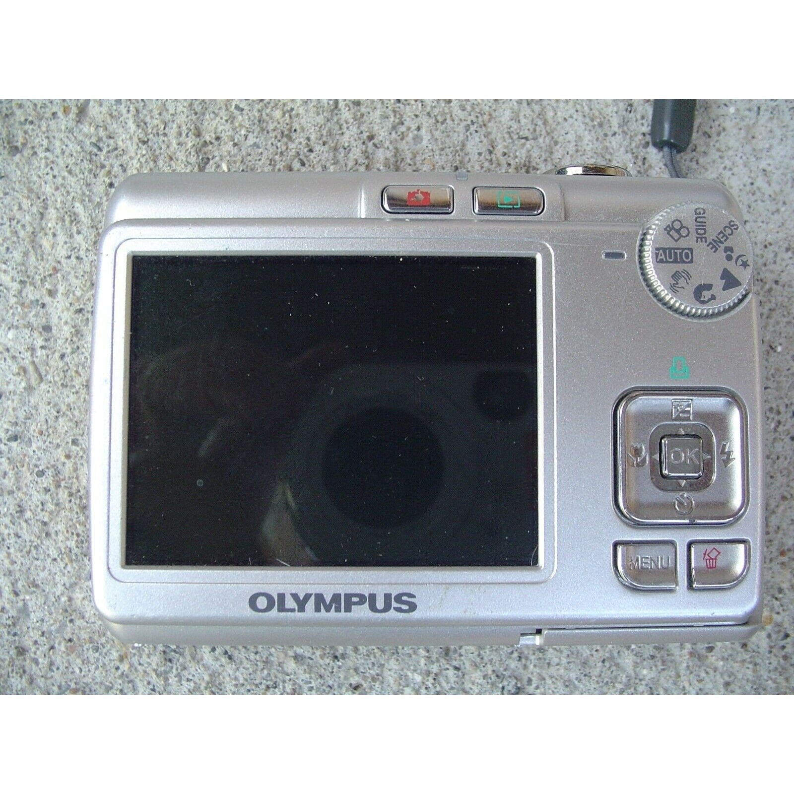 Olympus FE FE-210 7.1MP Digital Camera - Silver