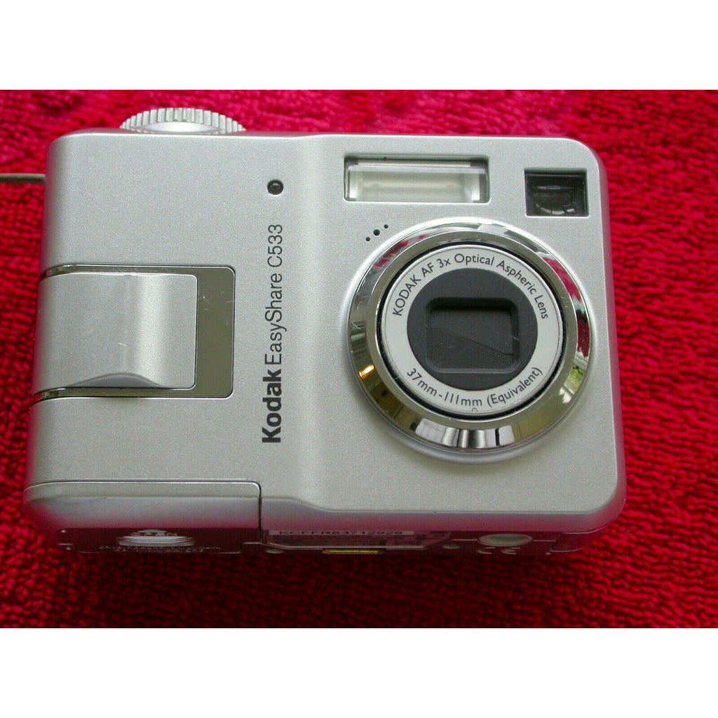 KODAK EasyShare C533~ 5.0MP 3x Zoom ~ Digital Camera ~ Silver