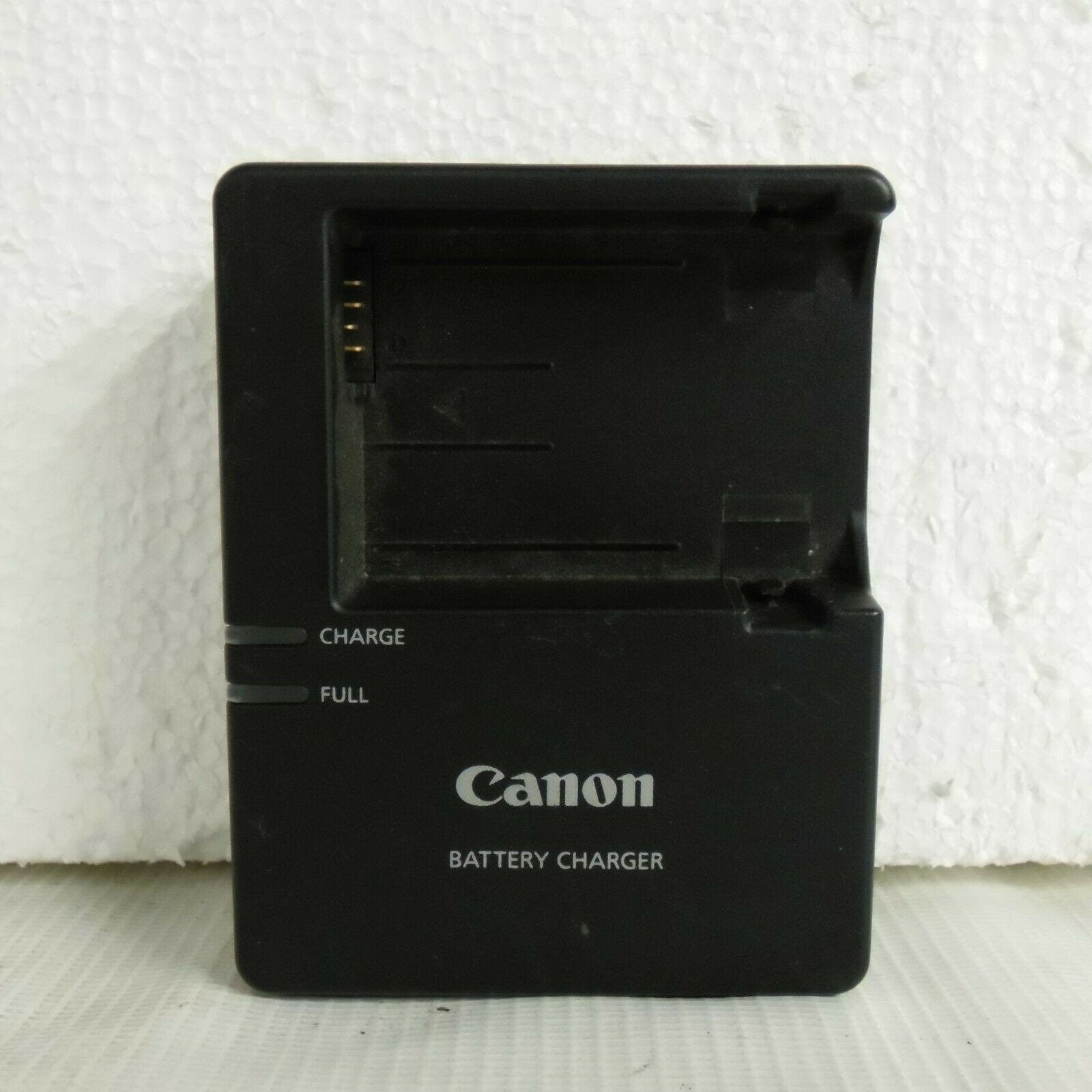 Canon LC-E8E Charger for LP-E8 Battery 4520B003