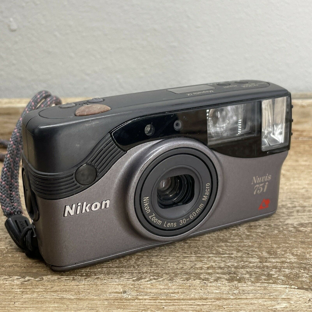 Nikon Nuvis 75i Point And Shoot Film Camera