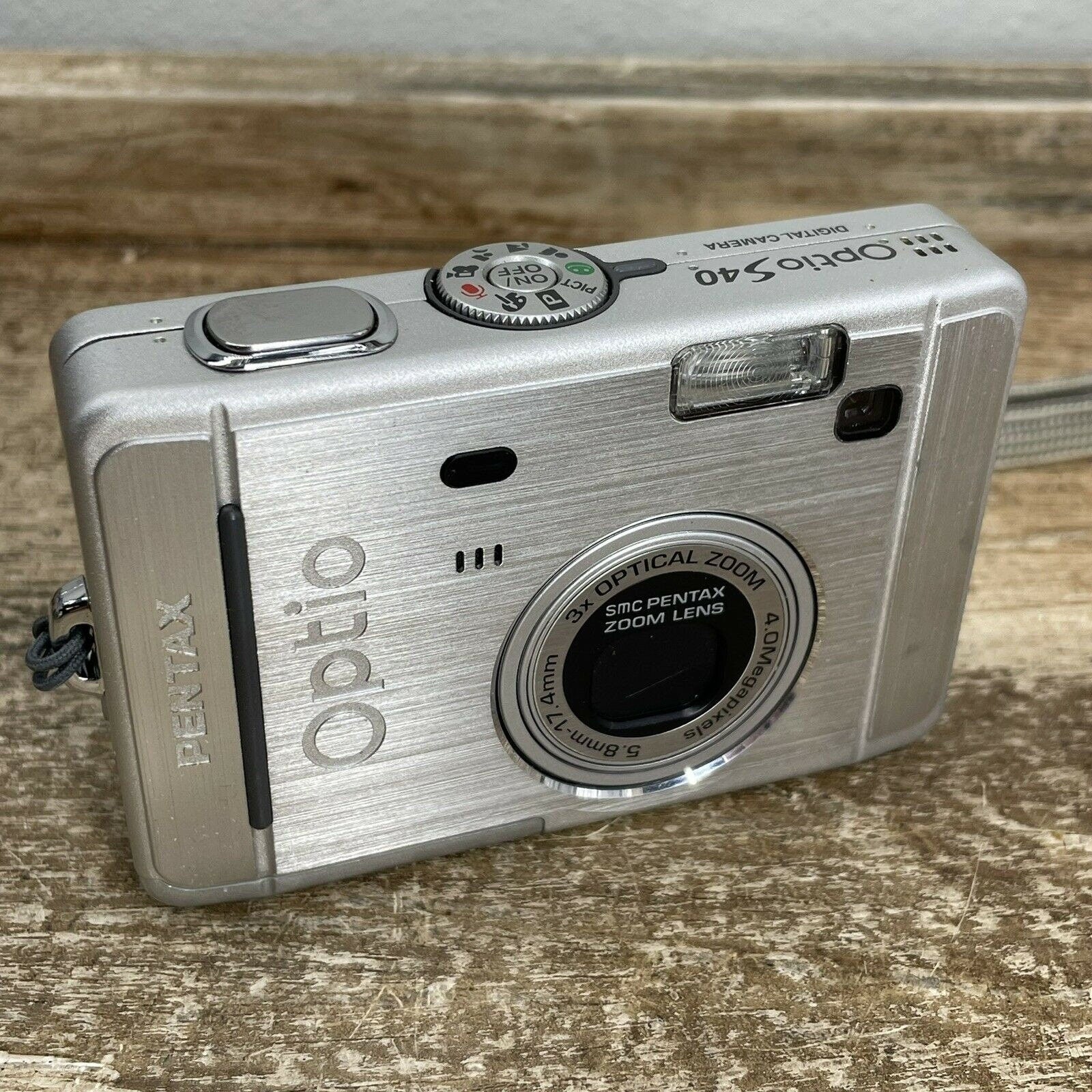 PENTAX Pentax Optio S40 4.0MP Digital Camera - Silver
