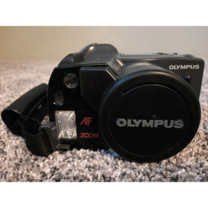 Olympus Infinity Superzoom 300 35mm SLR Film Camera
