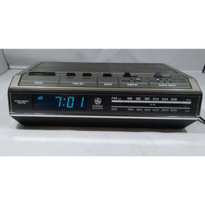 GE Fm/Am Electronic Digital Clock Radio Alarm 7-4642F