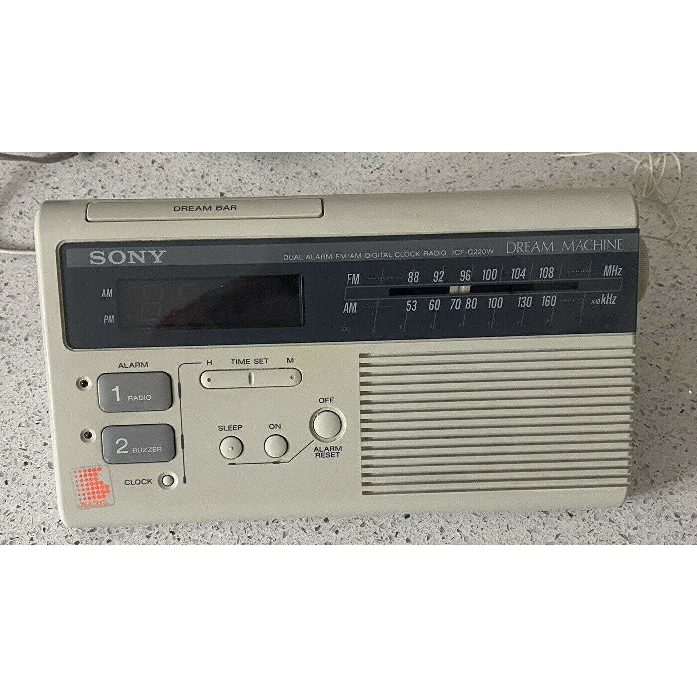 Sony Dream Machine ICF-C221W Dual Alarm FM/AM Digital Clock Radio 1988