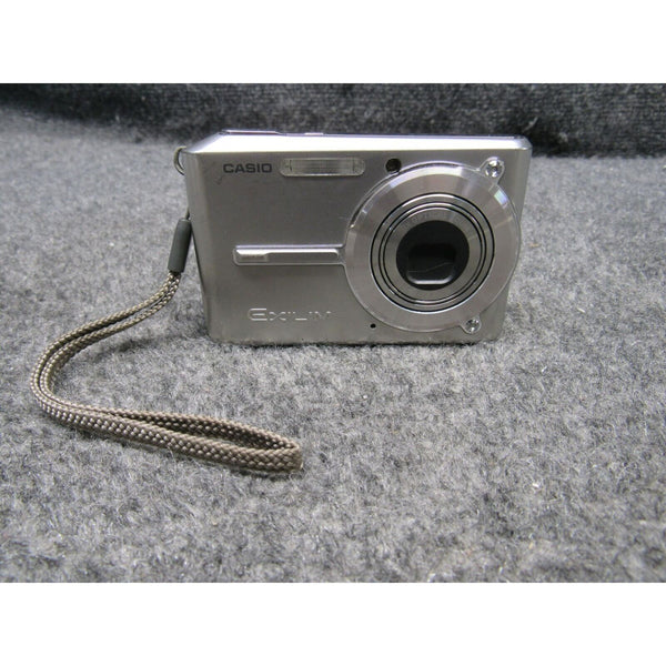 Casio Exilim EX-S600 3x Optical Zoom 6.0 MP Silver Digital