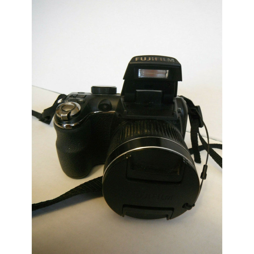 Fujifilm FinePix S Series S3280 14.0MP Digital Camera