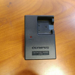 Olympus Li-40C Battery Charger with Cord