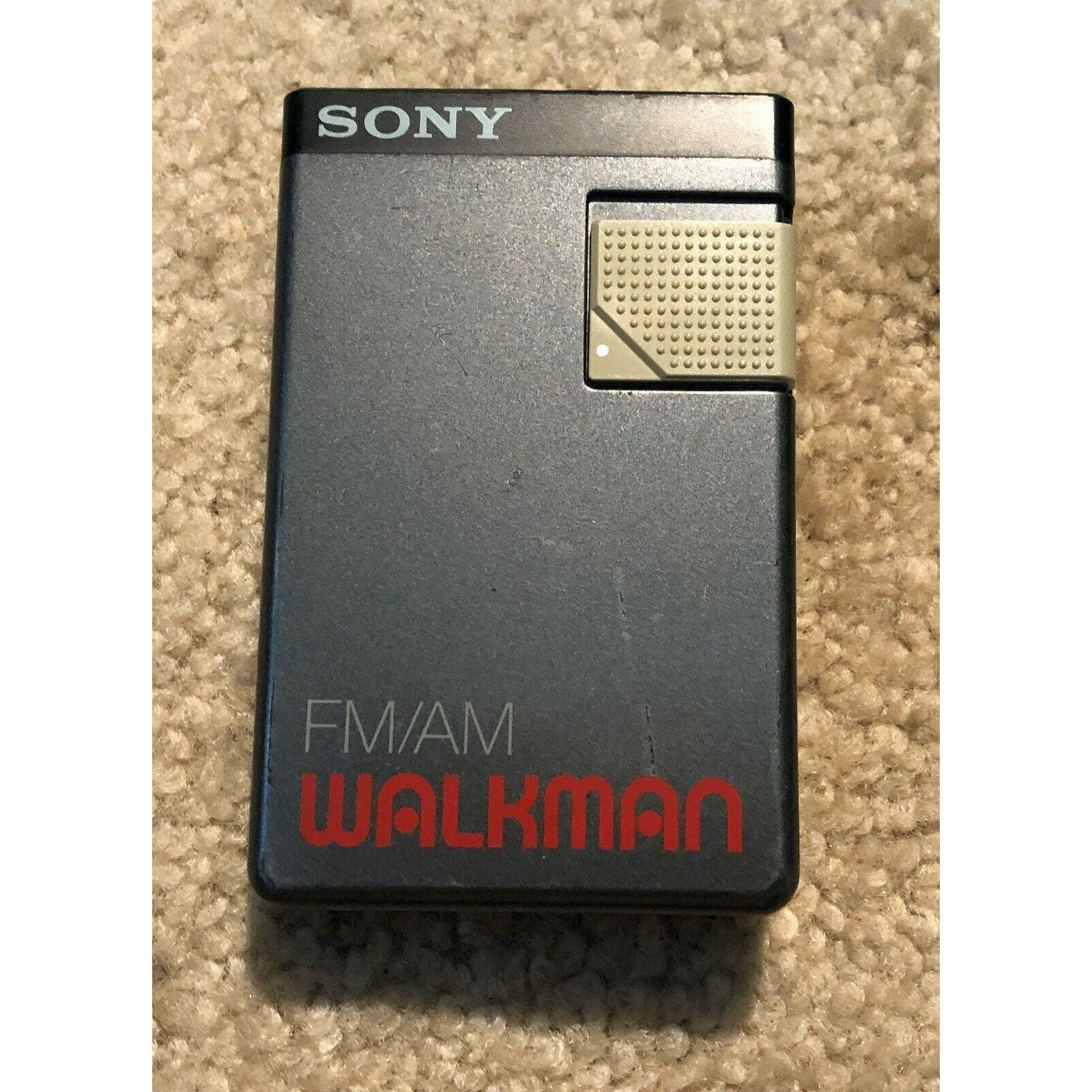 Sony Walkman FM / AM Stereo Model SRF-19W