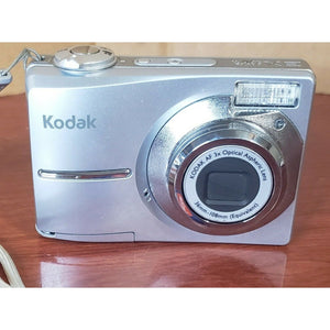Kodak EasyShare C913 9.2MP Digital Camera Silver