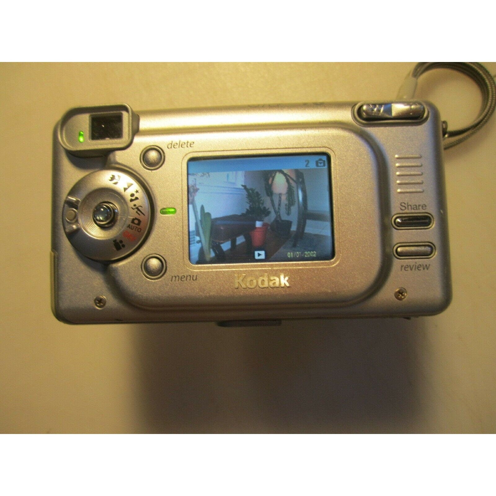 Kodak EasyShare LS443 4.0MP Digital Camera - Silver